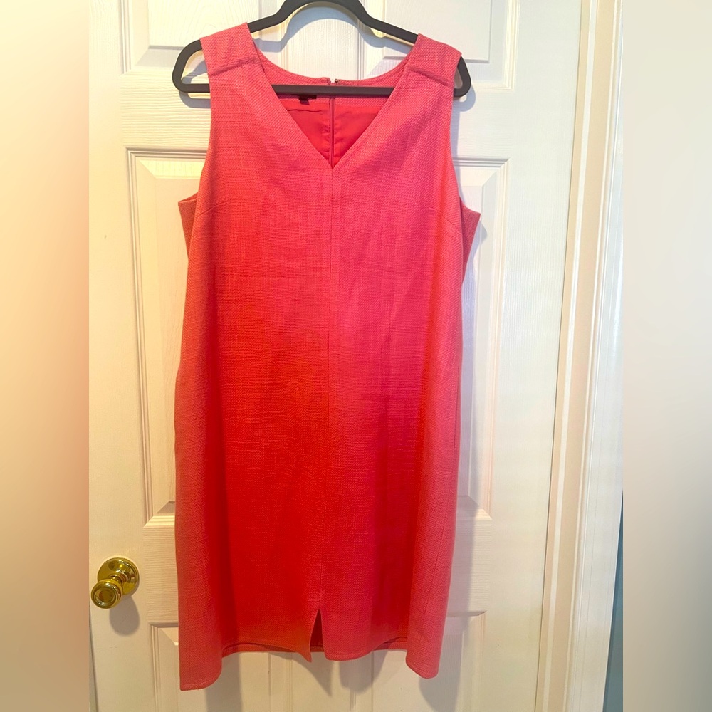 Talbots Textured Sleeveless Pink Classic Tank Dress with Small V Neck Size 16